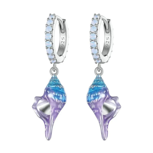 Orecchini a cerchio con pavé di opale Conch Dreamy